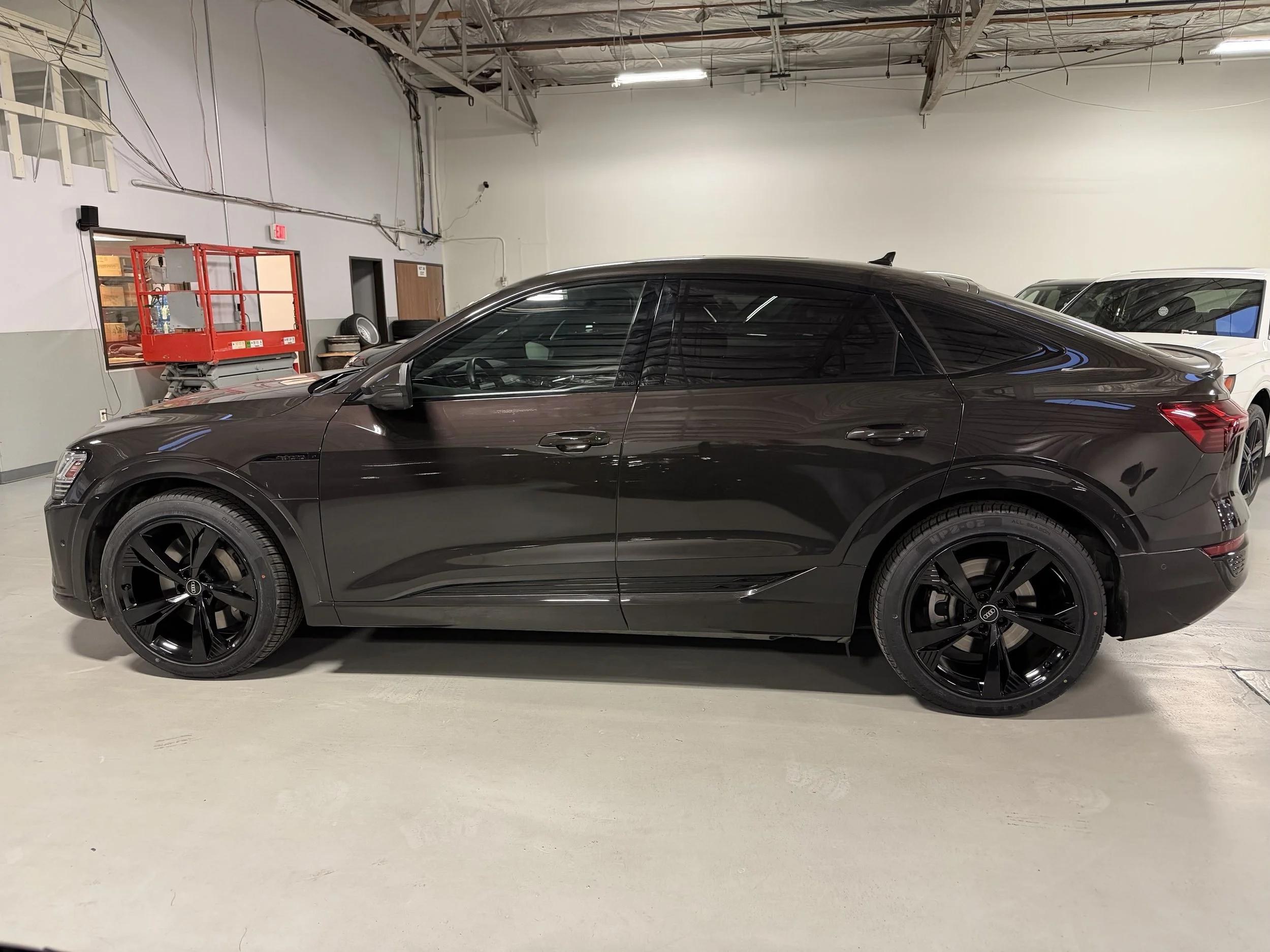 audi q8 sportback e-tron 2024 WA1CAAGE9RB012323 image audi q8 sportback e-tron 2024 WA1CAAGE9RB012323 image